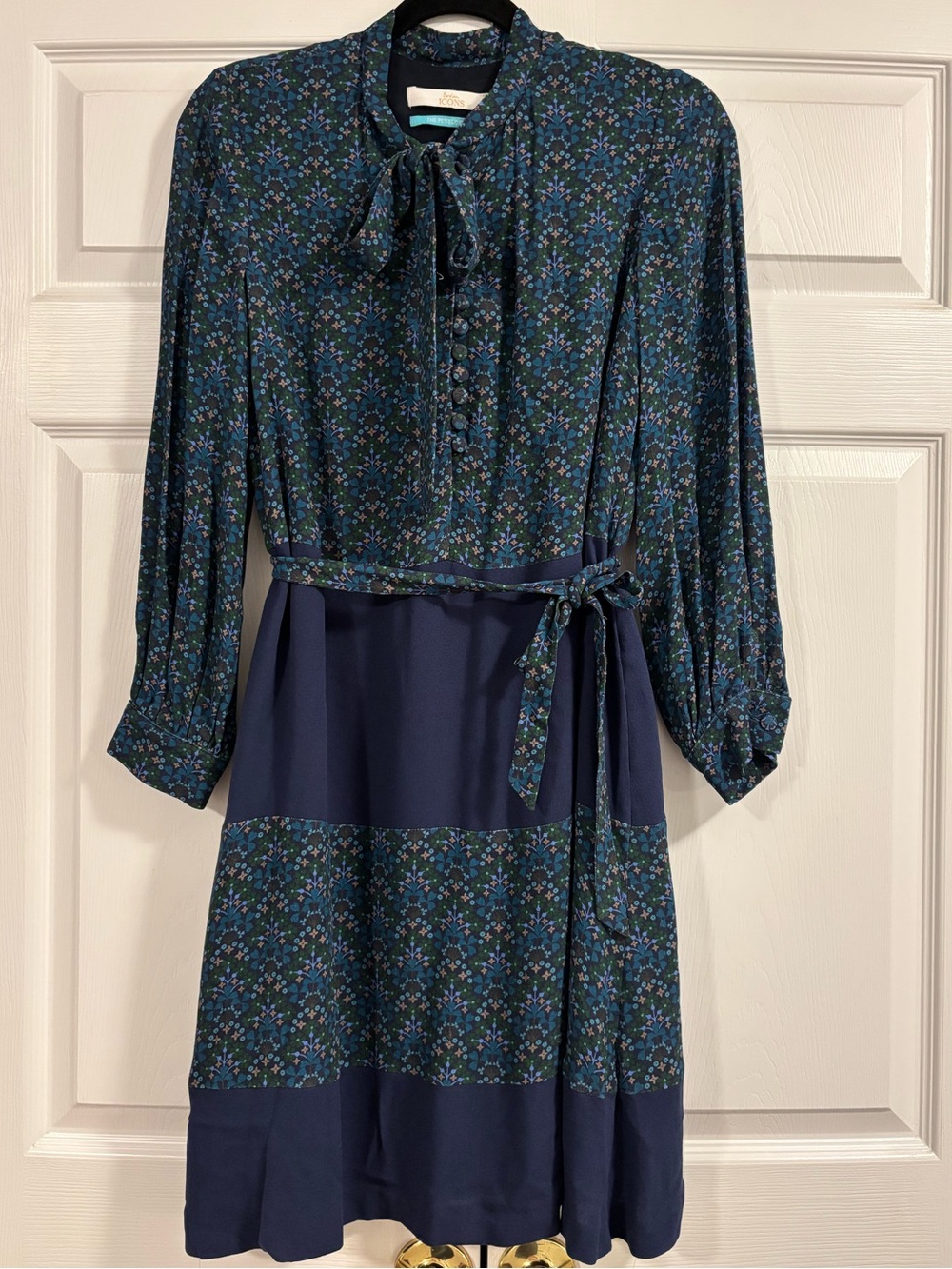 Boden Icons Navy & Green Floral Tie-Neck Long Sleeve Midi Dress with Buttons